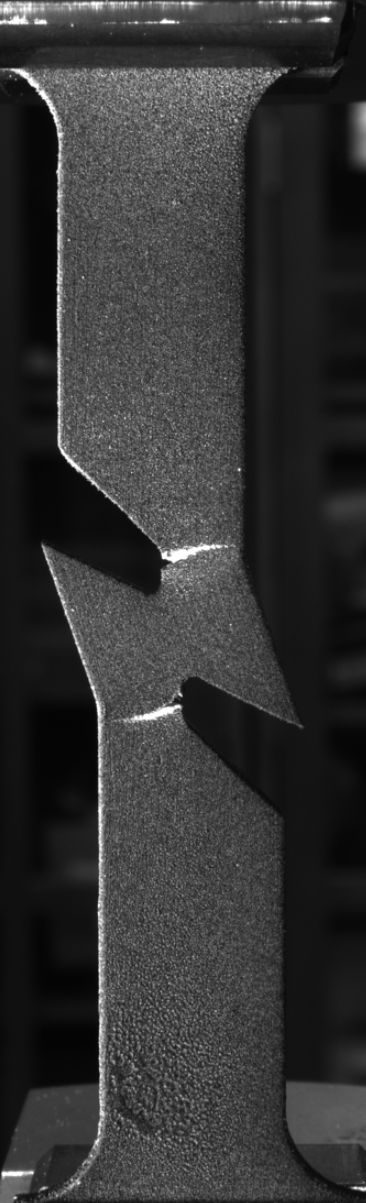 Aluminum with hole — raw speckle image
