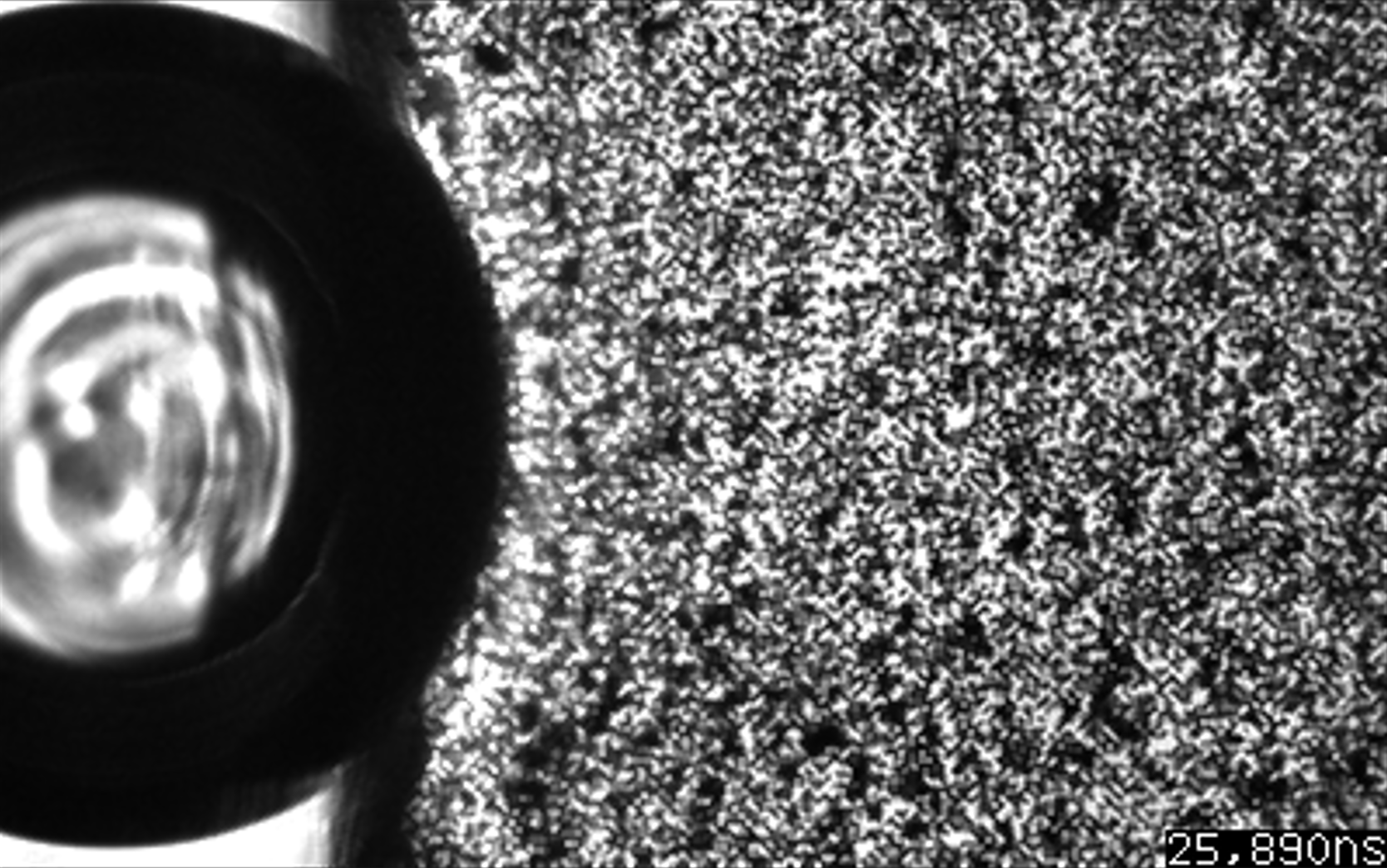 Cavitation flow — raw speckle image